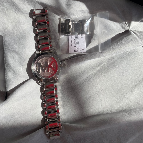 MICHAEL KORS WATCH - Picture 6 of 6